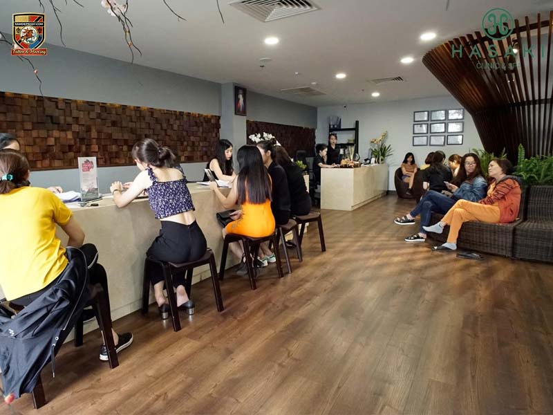 khu vực lễ tân của Hasaki