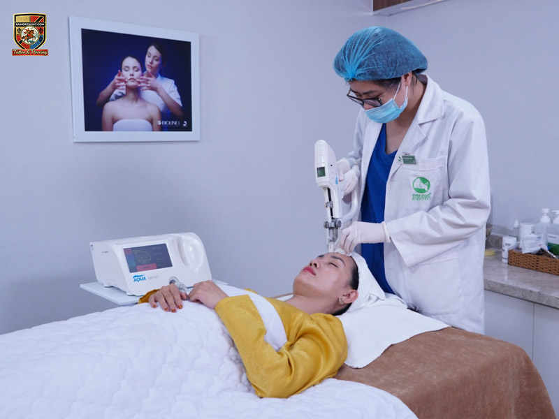 Không gian giường spa êm ái, mang đậm tính thư giãn tại Thu Cúc Mega Beauty Center.