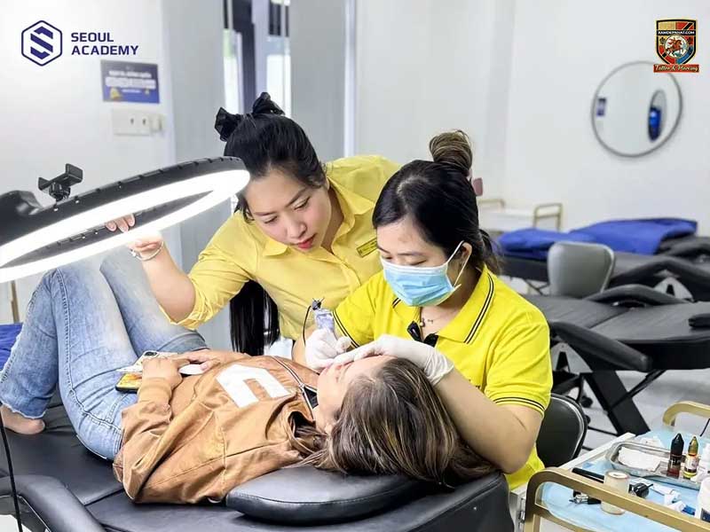 Lip blush training near me in Hanoi at Seoul Academy